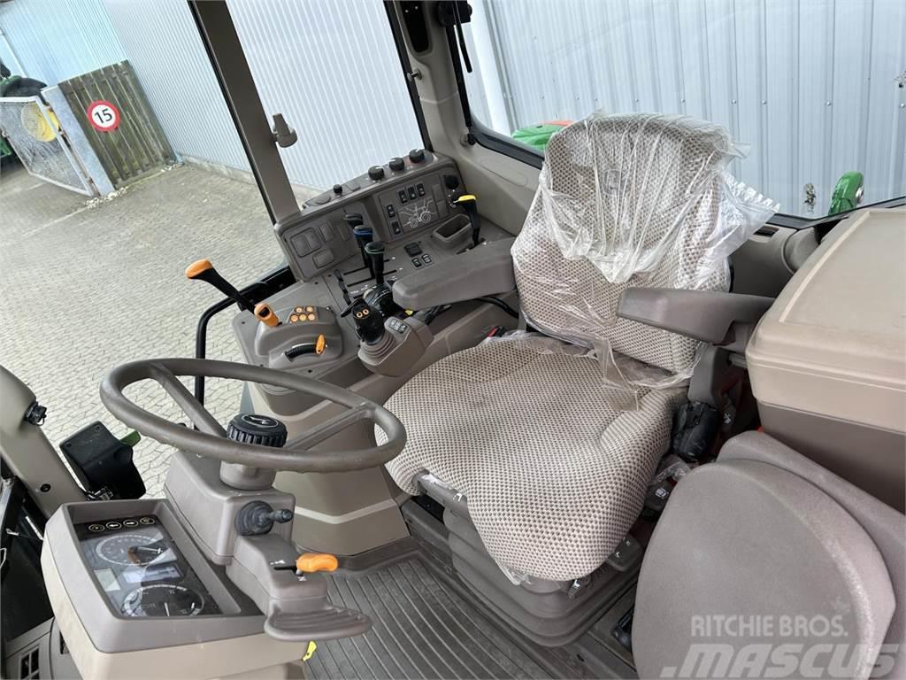 John Deere 6130M Traktori