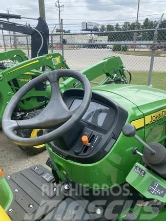 John Deere 3025E Kompaktni (mali) traktori