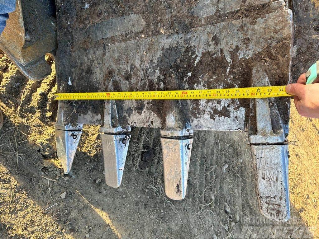 CAT 323 Excavator with Hydraulic Thumb 323 Excavator w Bageri gusjeničari