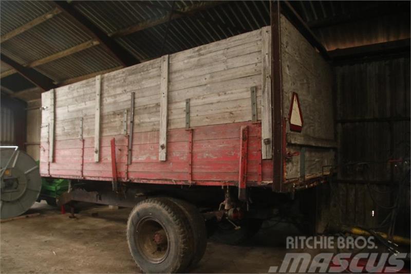  - - -  ombygget lastvogn Kiperi prikolice
