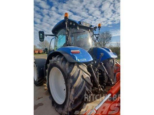 New Holland T7270AC Traktori