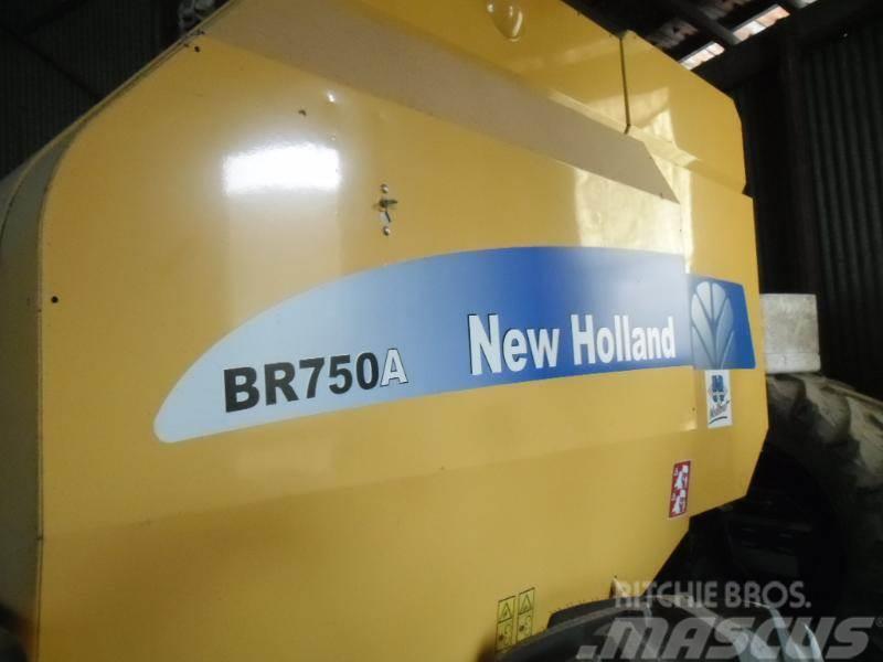 New Holland BR 750A Rolo balirke
