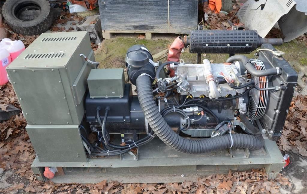  Inny Agregat Prądotwórczy Wojskowy 22 kVA Ostali agregati