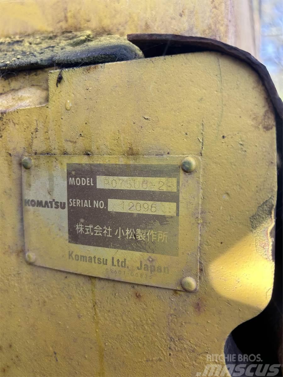 Komatsu PC75UU-2E Bageri gusjeničari