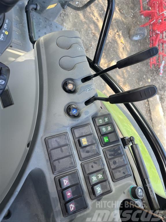 CLAAS ARION 530 CIS Incl Frontlæsser FL 120 Frontlæsser Traktori