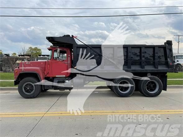 Mack RD686SX Kiper kamioni