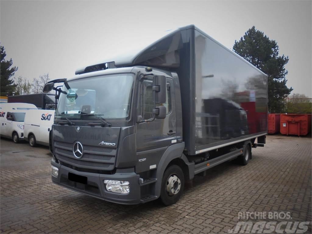 Mercedes-Benz Atego 1021 Koffer + tail lift Box body trucks