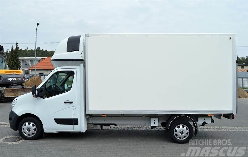 Nissan NV400 Container, Hen House, Registered Box body