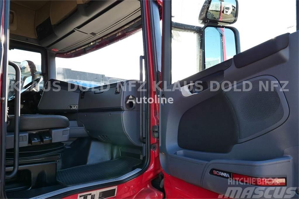 Scania R420 Curtain side + tail lift Kamioni s ravnim pločom / vitlom