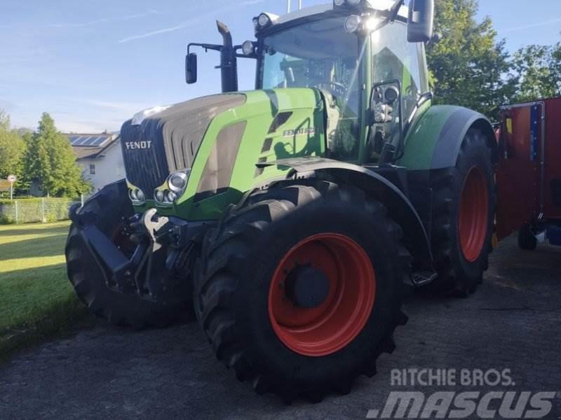 Fendt 828 VARIO SCR PROFI PLUS Traktori