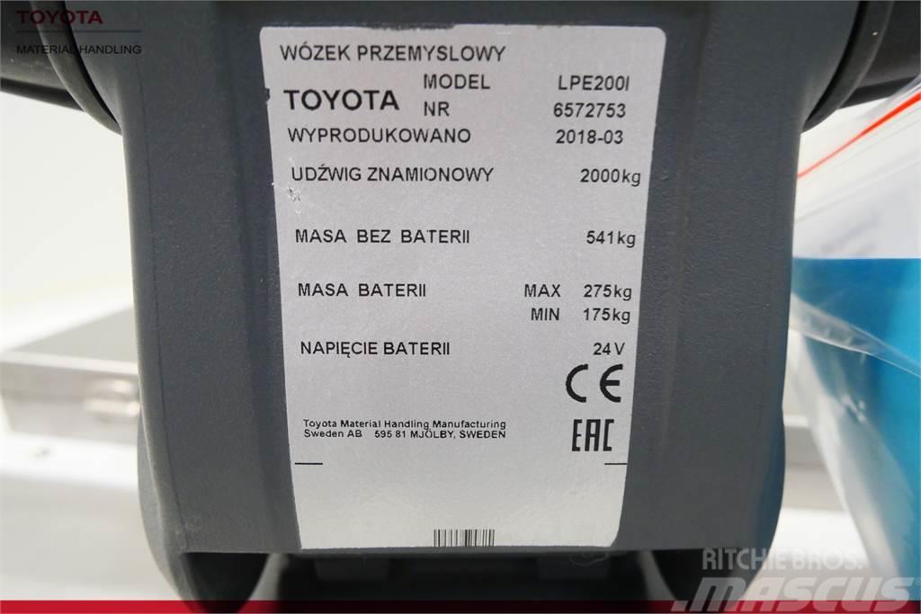 Toyota LPE200 INOX Nisko podizni električni viličar sa platformu