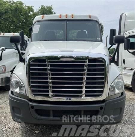 Freightliner Cascadia Other