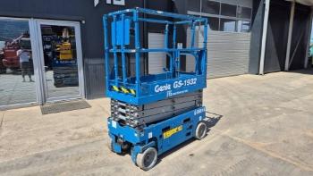 Genie SCISSOR LIFT GS1932 - 2021 YEAR - 40 WORKING HOURS