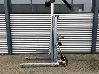 Genie SLC-24 Materiaallift kanaallift