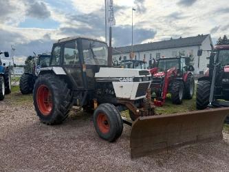 Case IH 1494 Hydrashift med snöplog