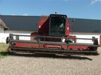 Case IH 1680 E 22 fod skærebord og ekstra bredde hjul