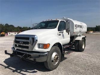 Ford F750