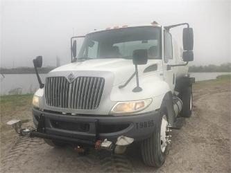 International DURASTAR 4300