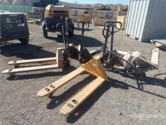 Quantity of (6) 5500 lb Pallet Jack