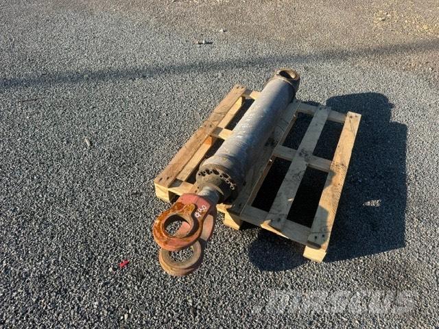 Volvo L 110 F USED HYDRAULIC CYLINDER Hidraulika
