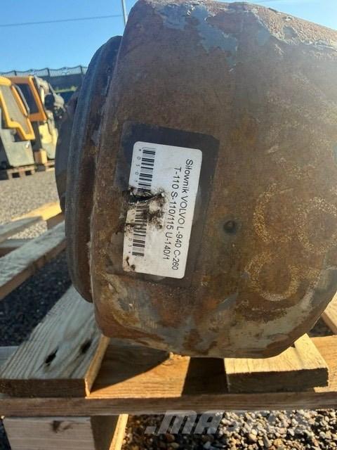 Volvo L 110 F USED HYDRAULIC CYLINDER Hidraulika