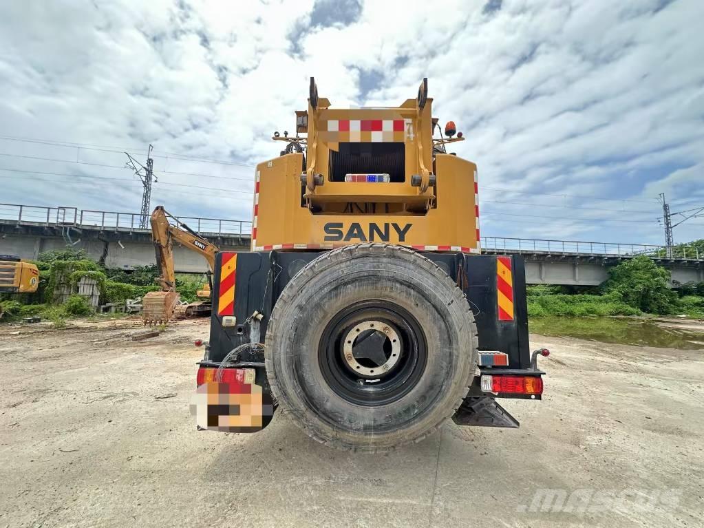 Sany SAC4000T8 Rabljene dizalice za težak teren