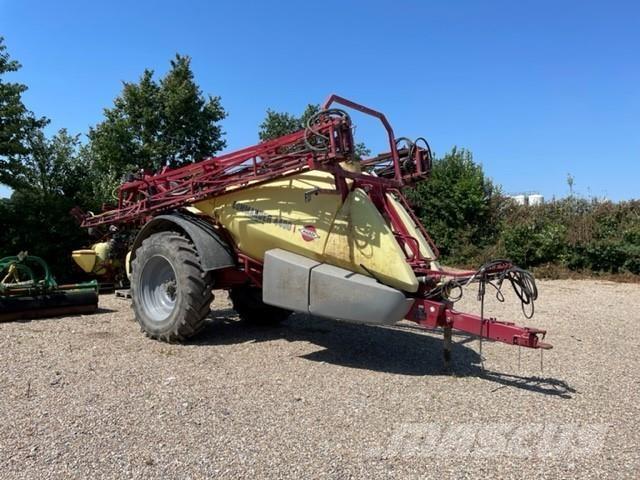 Hardi COMMANDER 4400 I Vučene prskalice