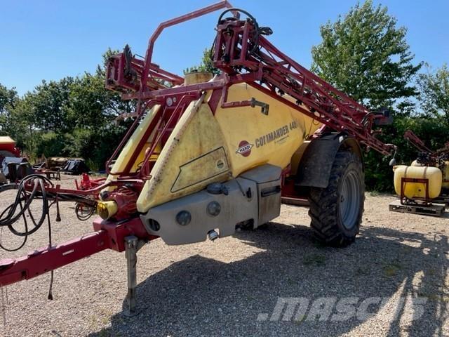 Hardi COMMANDER 4400 I Vučene prskalice
