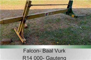 Falcon bale fork