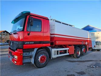 Mercedes-Benz ACTROS 2540 6x2 - 21.000 liter pump in/out
