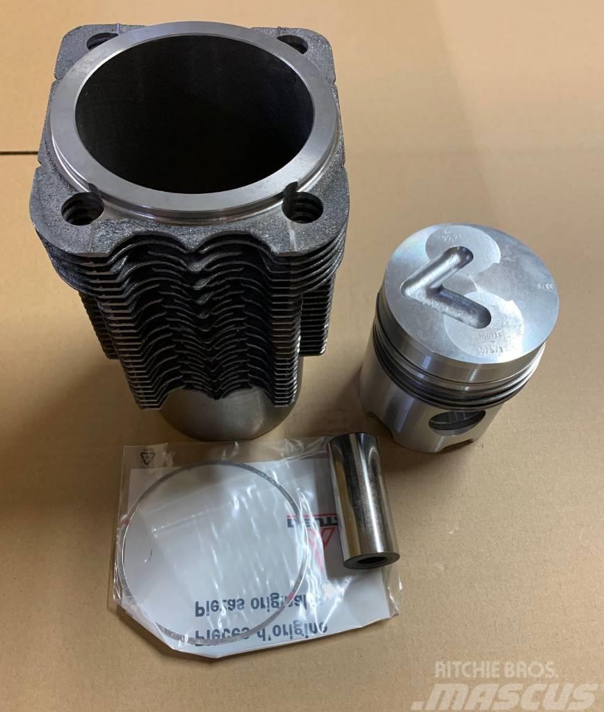 Deutz-Fahr Cylinder / piston set 912W 02929972, 02921586 Motori