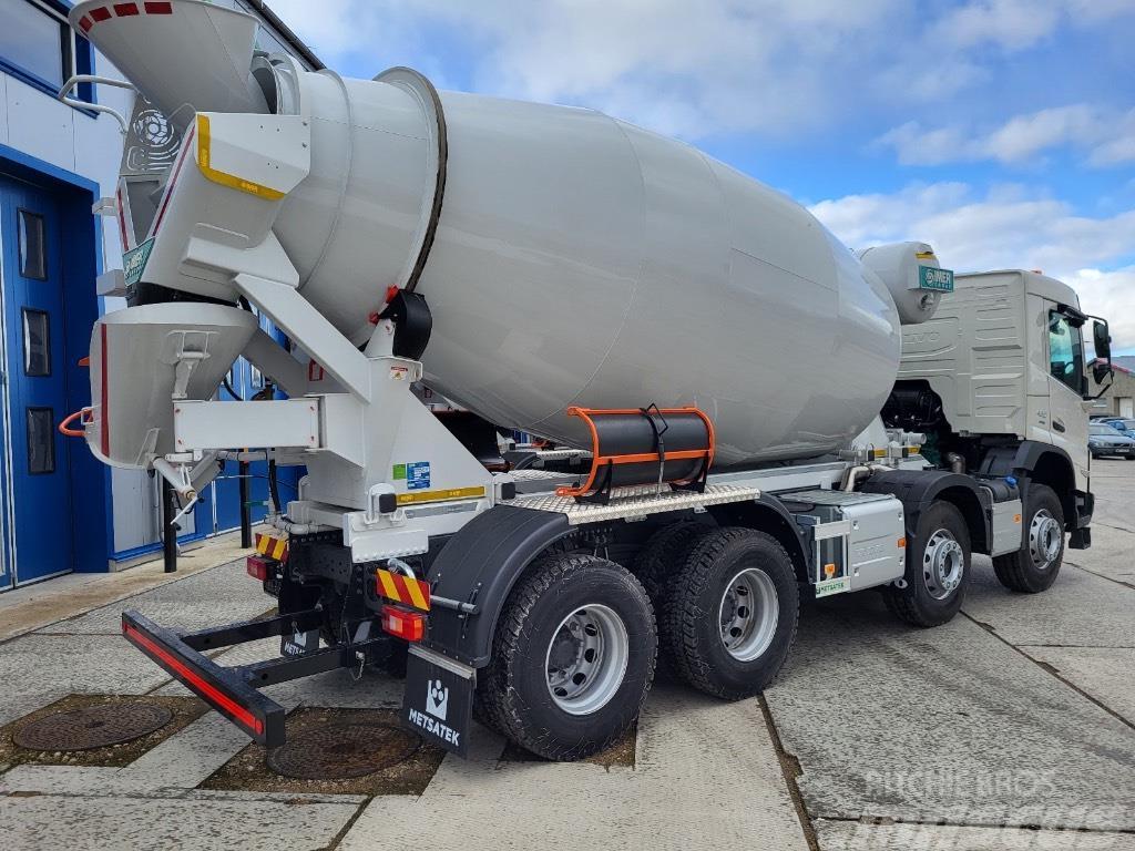 Volvo FMX 420 8x4 10m3 mixer tank Kamioni mikseri za beton