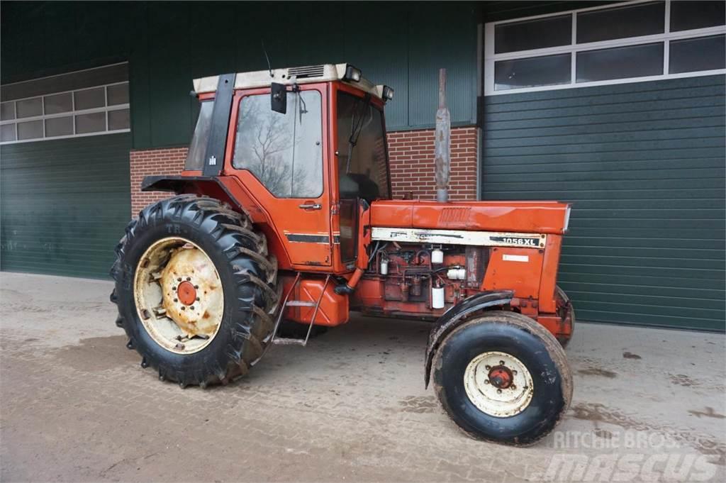 Case IH IHC 1056 XL Traktori