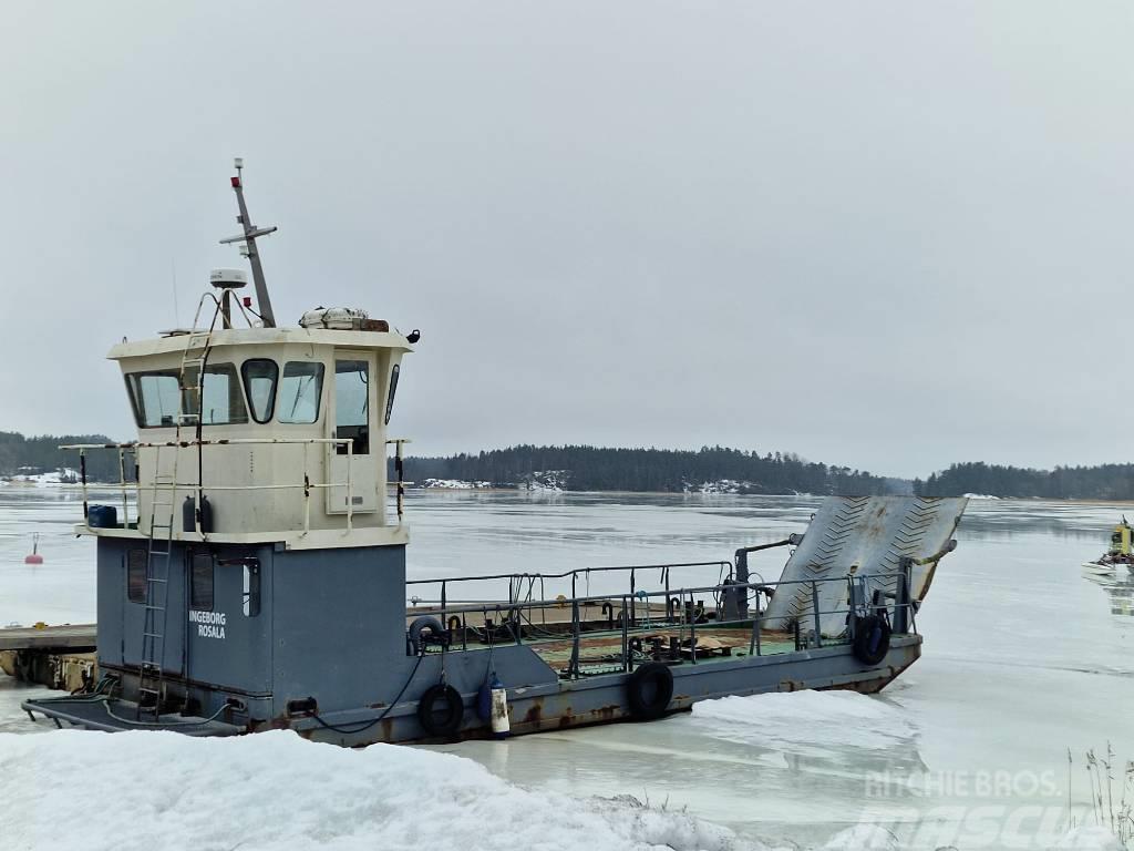  Transport vessel 11,9x4x1m Radni čamci/teglenice