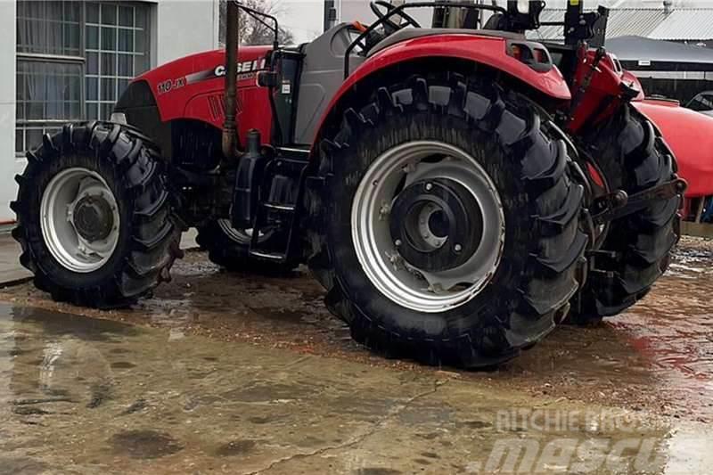 Case IH Farmall JX110 TR Traktori