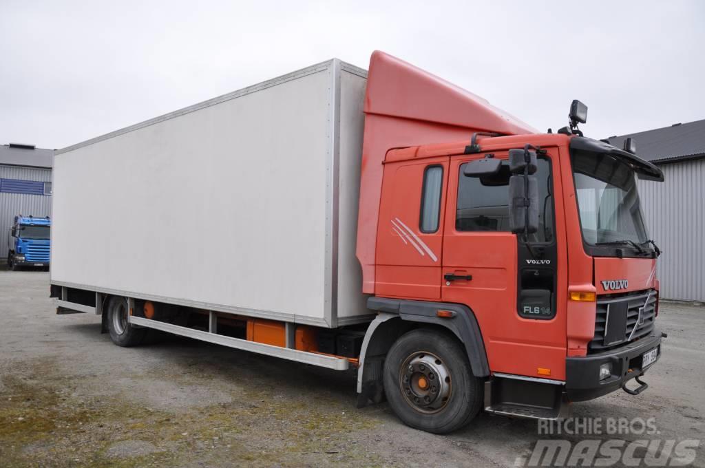 Volvo FL614 4X2 Kamioni za transport stoke