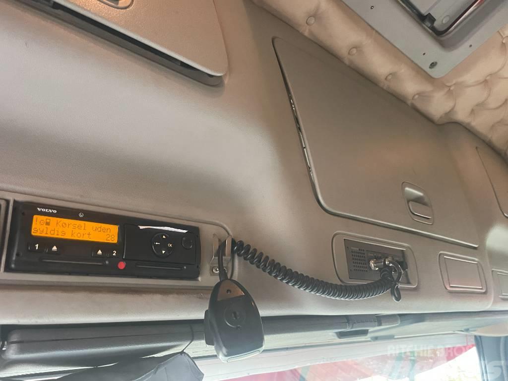 Volvo FM440 8x2 Demontažnii kamioni za podizanje kabela