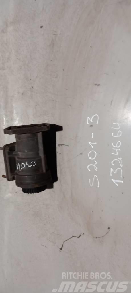Scania R144.530 main brake valve 1324664 Kočnice