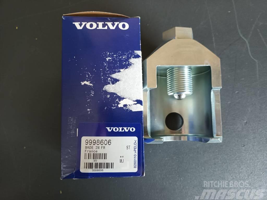 Volvo PULLER 9998606 Motori