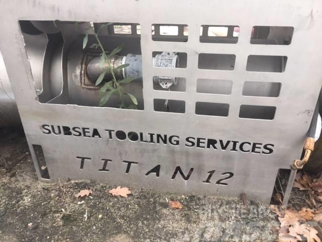  Subsea Tooling Services Titan 12 Plutajući bageri