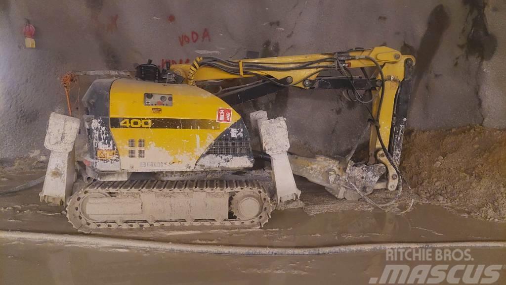 Brokk Excavator B 400 Bageri gusjeničari