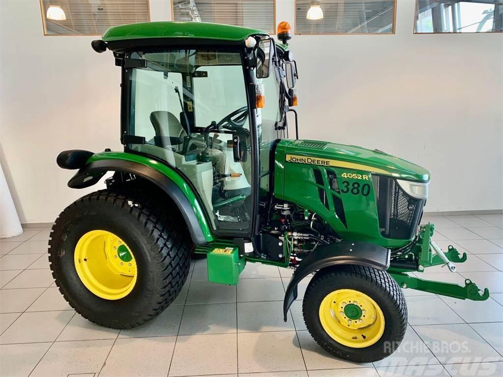 John Deere 4052R Kompaktni (mali) traktori