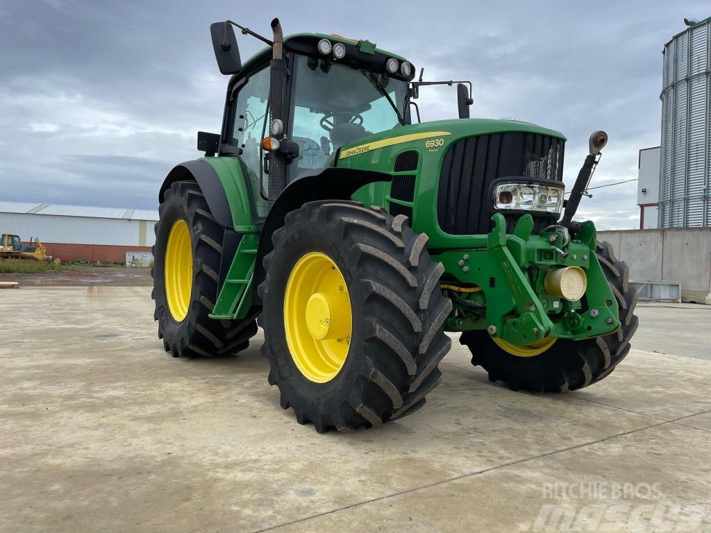 John Deere 6930 Premium Plus AP Traktori
