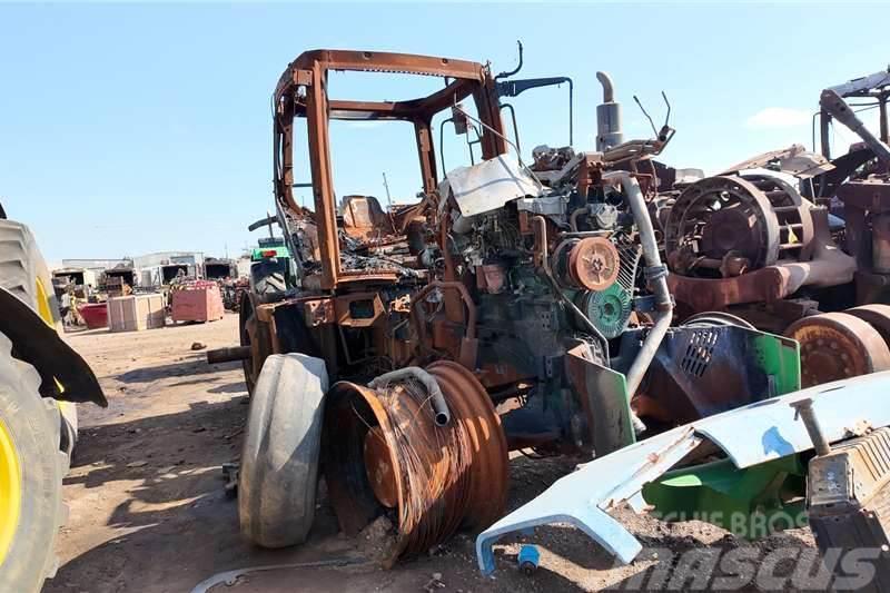 John Deere JD 8530 TractorÂ Now stripping for spares. Traktori