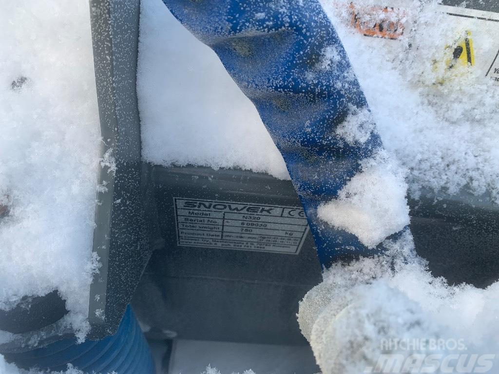 Snowek N320 Sniježne daske i  plugovi