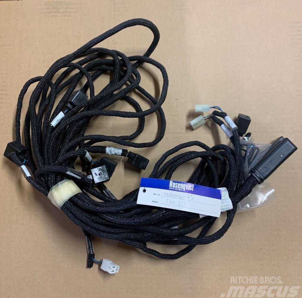 Deutz-Fahr Cable set multi 1 VNB0467173, B0467173 Elektronika