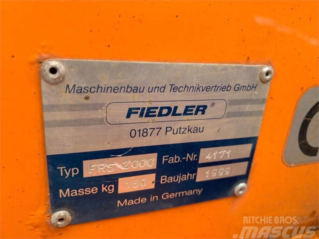 Fiedler Schneepflug FRS 2000 Ostali komunalni strojevi