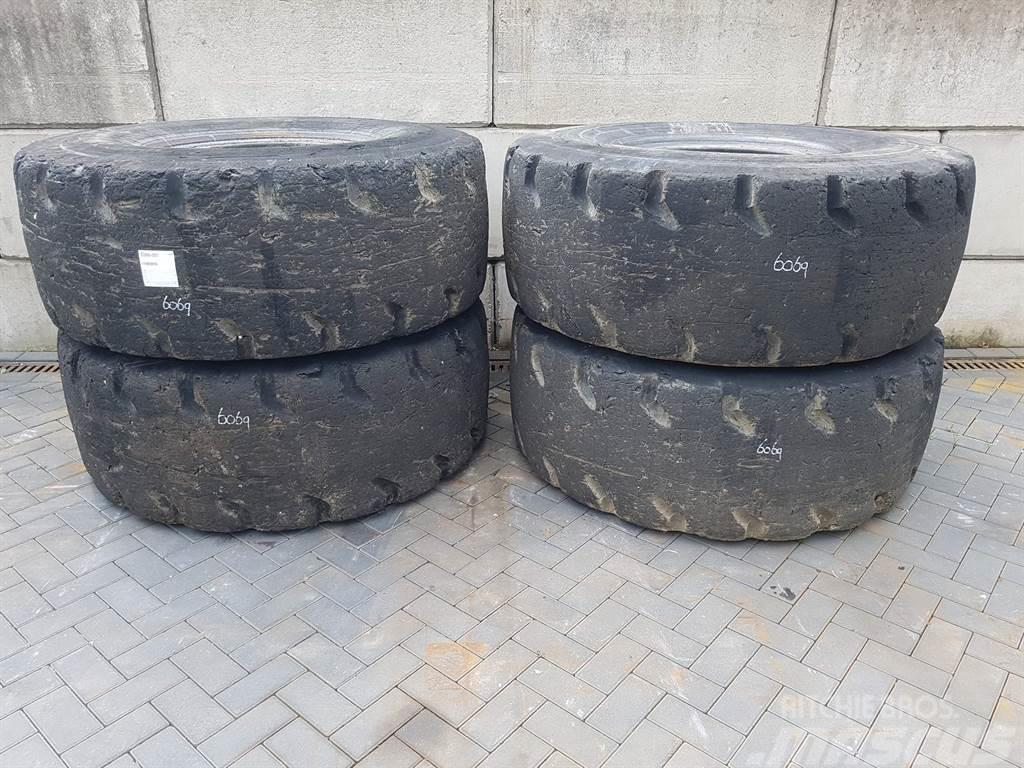 Goodyear 23.5-25 - Tyre/Reifen/Band Gume, kotači i naplatci