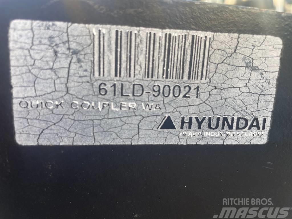Hyundai Adapter HL757-7 to Volvo L50 - L120 Brze spojnice