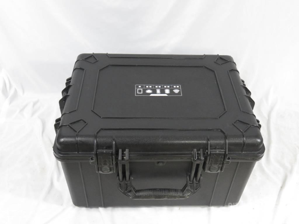Trimble GCS900 Dozer GPS Kit w/ CB460, MS995's, SNR934 Ostale komponente
